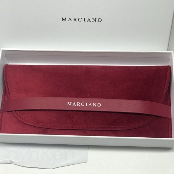 New Marciano by Guess Eyeglass case burgundy - Picture 1 of 4
